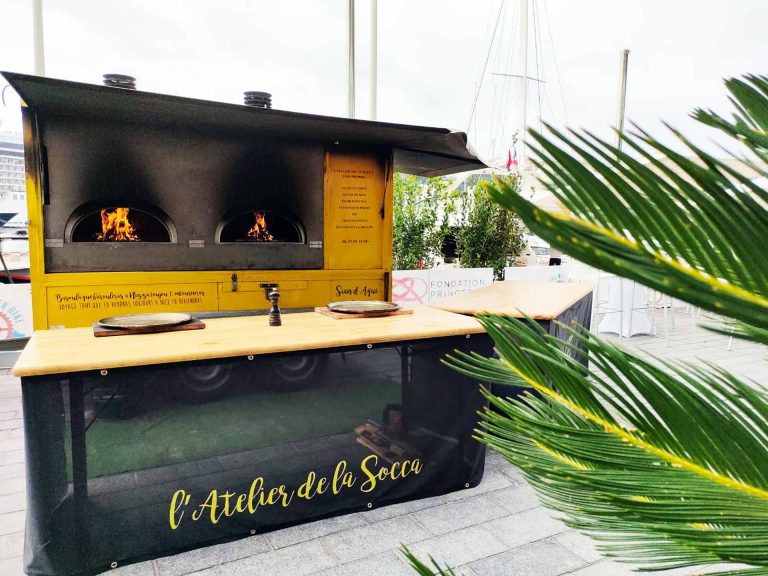 Découvrez la location de notre food truck à bois à Carros dans le nord de Nice.